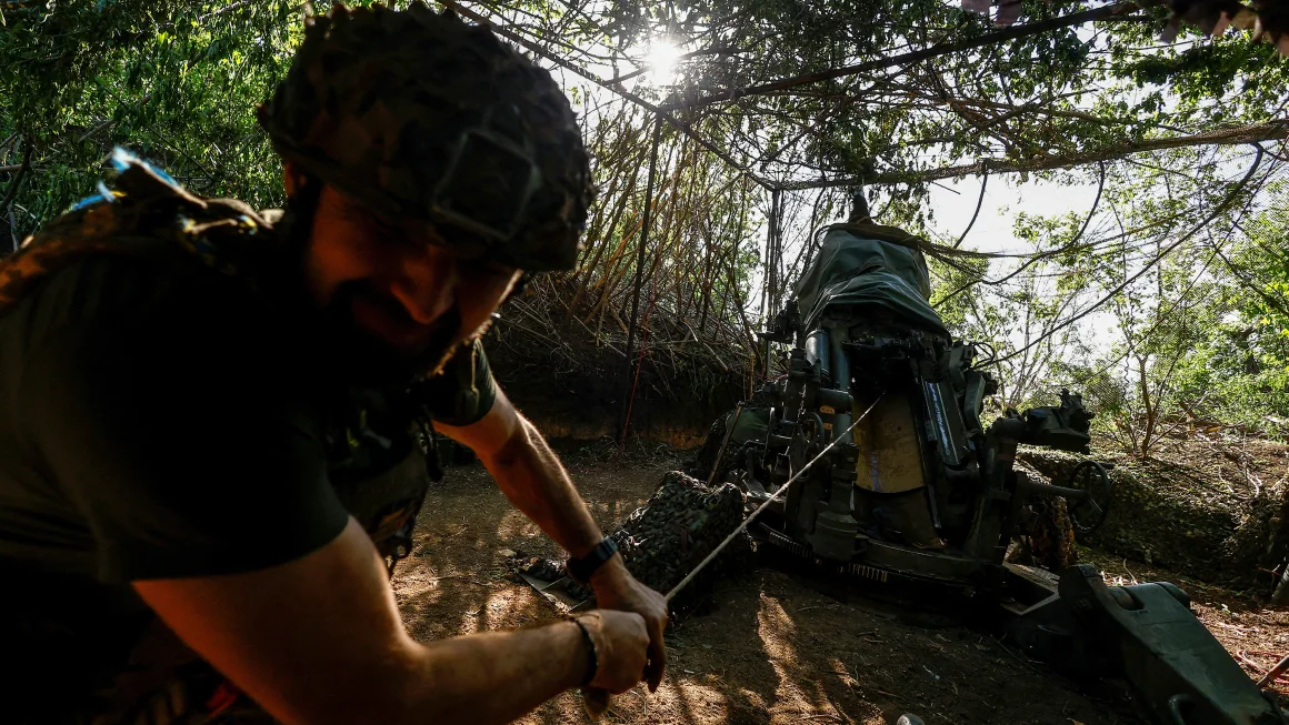 EE.UU. tiene previsto anunciar un amplio paquete de ayuda militar a Ucrania, pero las entregas se retrasarán