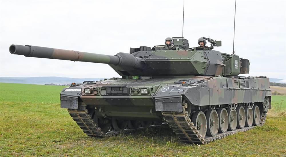 Die Bundeswehr hat den neuen Panzer Leopard 2A7V mit der Rheinmetall-Kanone L/55 und dem besten Schutz der Welt eingeführt