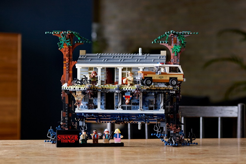 У новому наборі Lego кояться «Дуже дивні справи»
