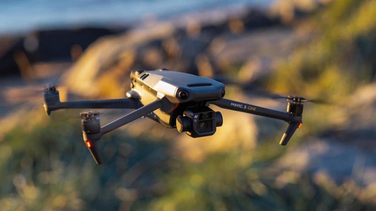Producent dronów DJI zawiesza działalność na Ukrainie i w Rosji