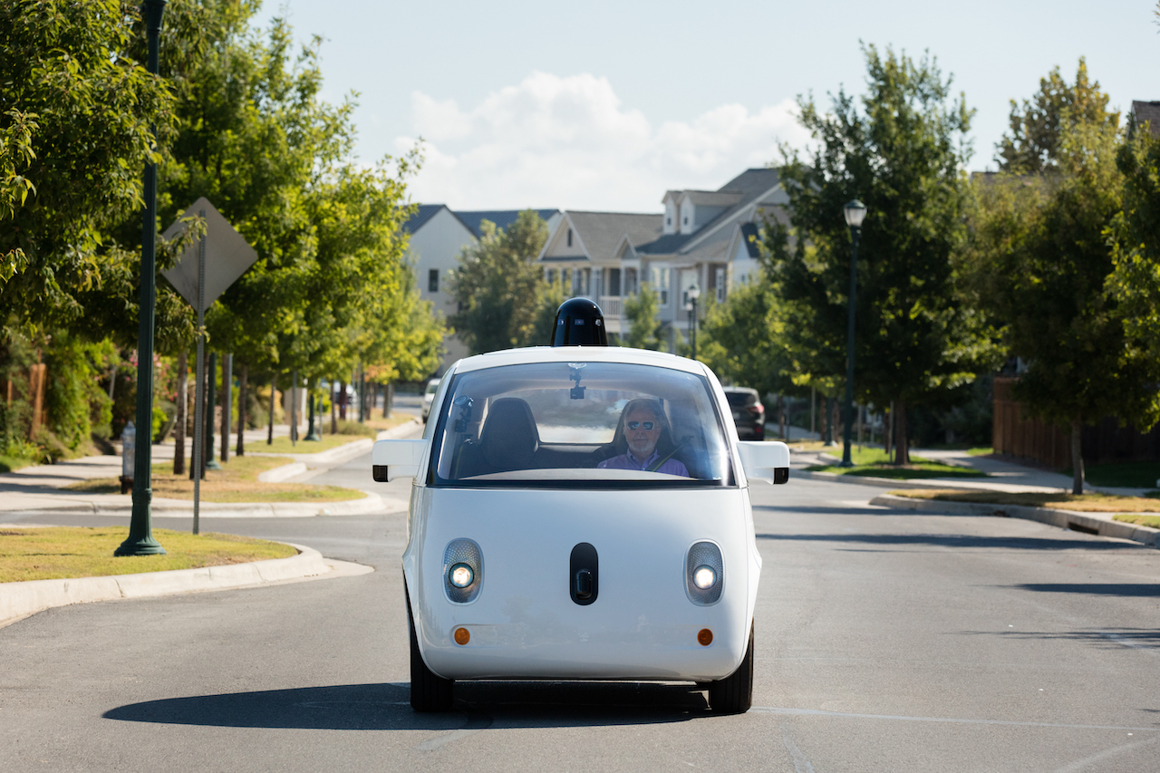 Les voitures autonomes ont commencé à s'empiler dans une rue de San Francisco