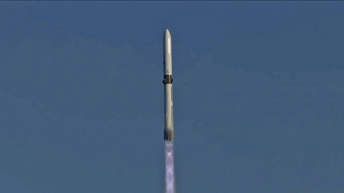 Blue Origin готується до запуску: космічні апарати ESCAPADE на борту New Glenn