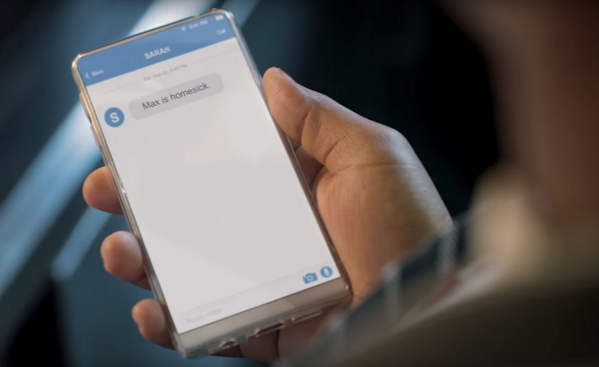Безрамочный смартфон Энди Рубина замечен в рекламе Michelin