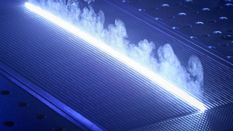 Высокомощная лазерная установка в лаборатории