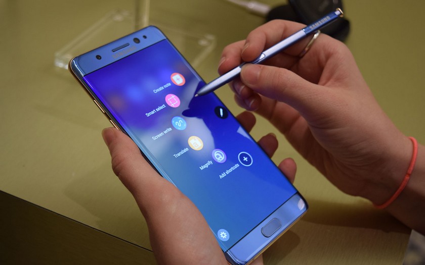 Samsung не сдается: Galaxy Note 8 быть!