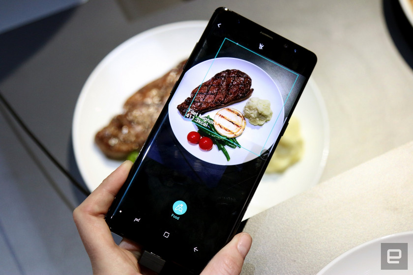CES 2018: Samsung учит Bixby считать калории в еде