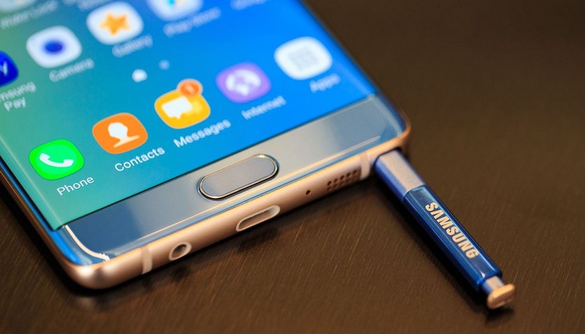 Отзыв Galaxy Note7 обойдется Samsung в миллиард долларов