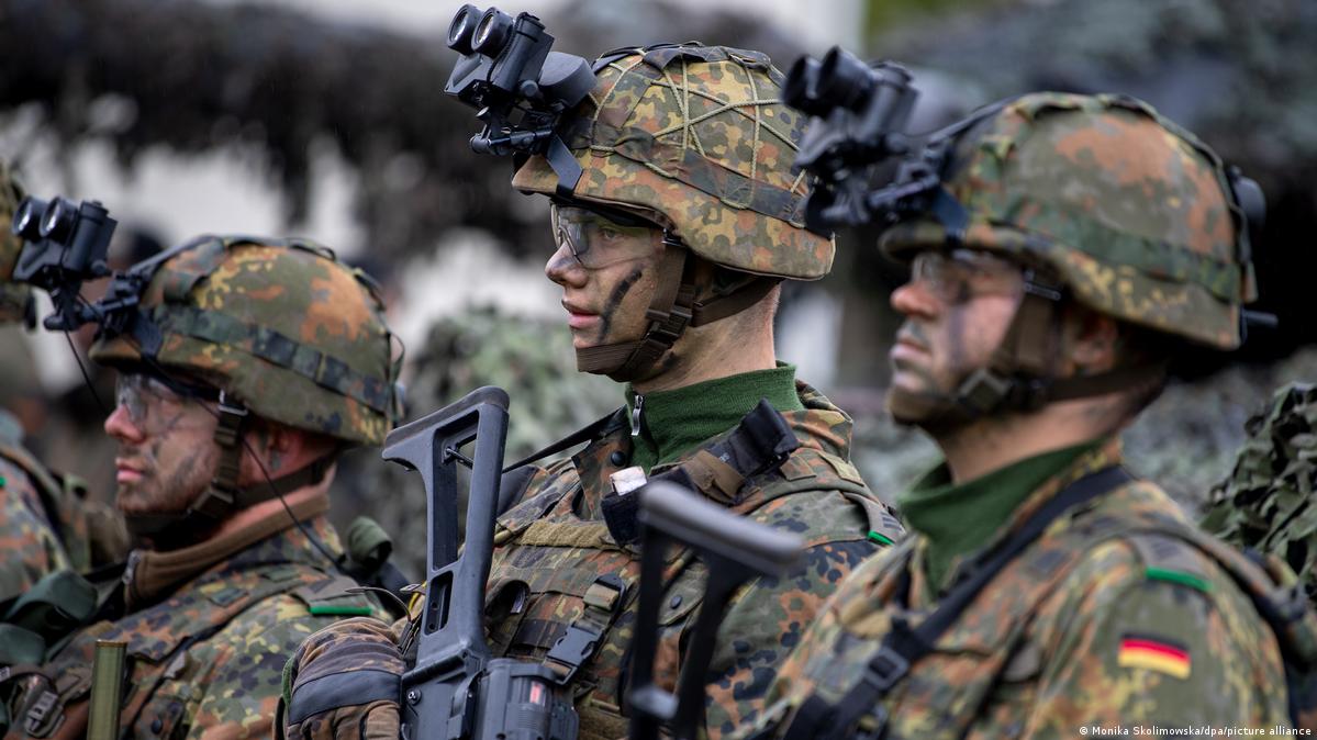 Німеччина готується до війни: Міністр оборони заявив, що вони почнуть підготовку армії до потенційної війни 