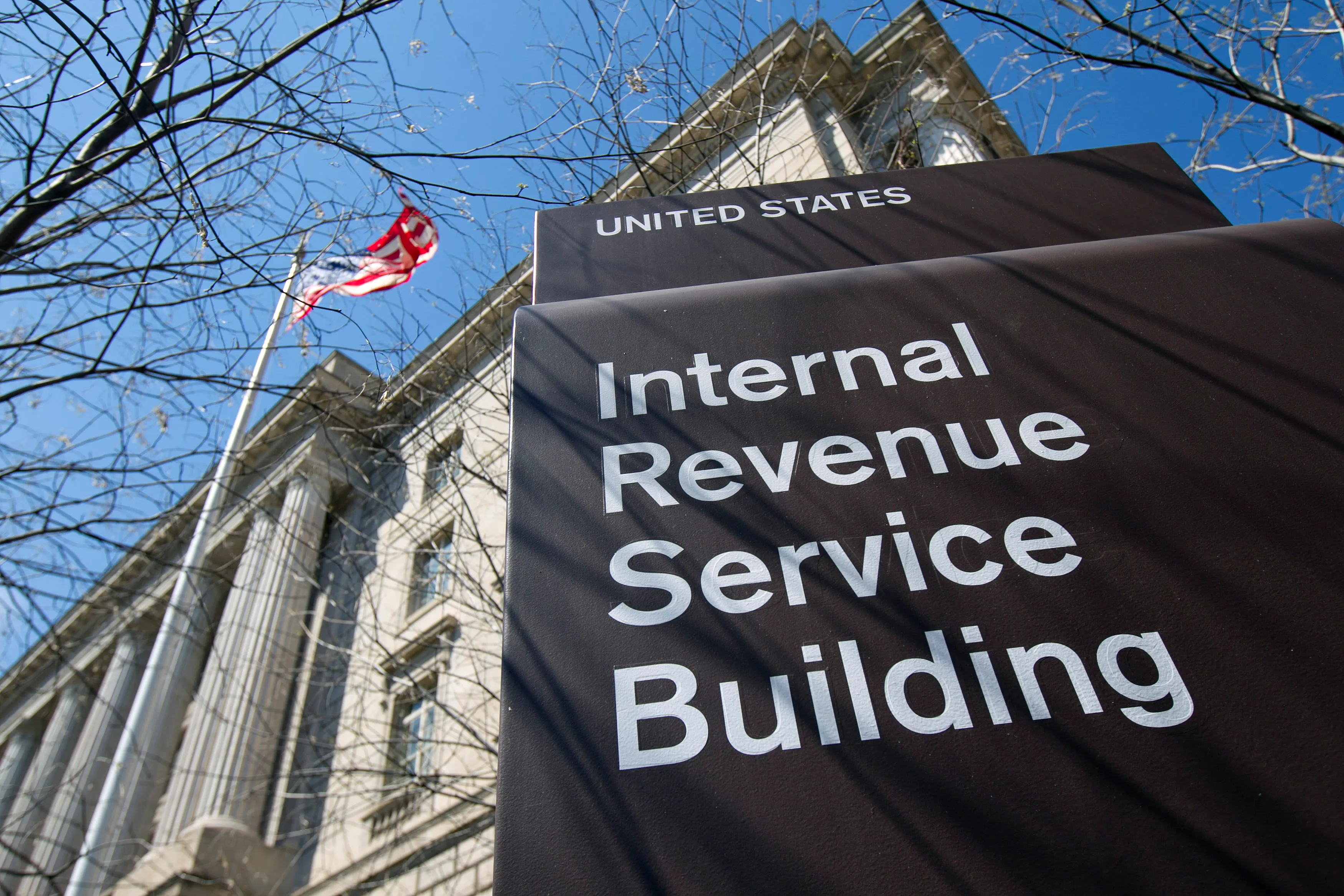 Податкова служба США впровадила штучний інтелект для перевірки багатих платників податків