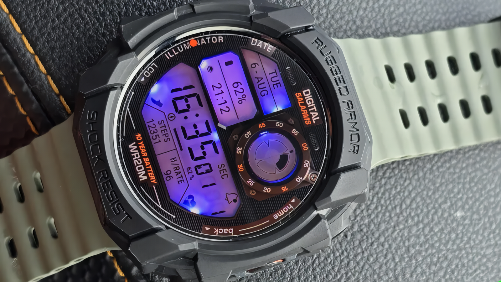 Користувач Reddit показав, як перетворити Samsung Galaxy Watch Ultra на класичний годинник Casio G-Shock