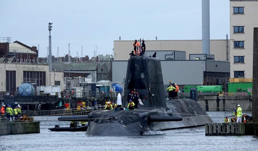 El Reino Unido está a punto de desplegar el submarino de propulsión nuclear HMS Anson, dotado de misiles de crucero Tomahawk y valorado en 1.600 millones de dólares.