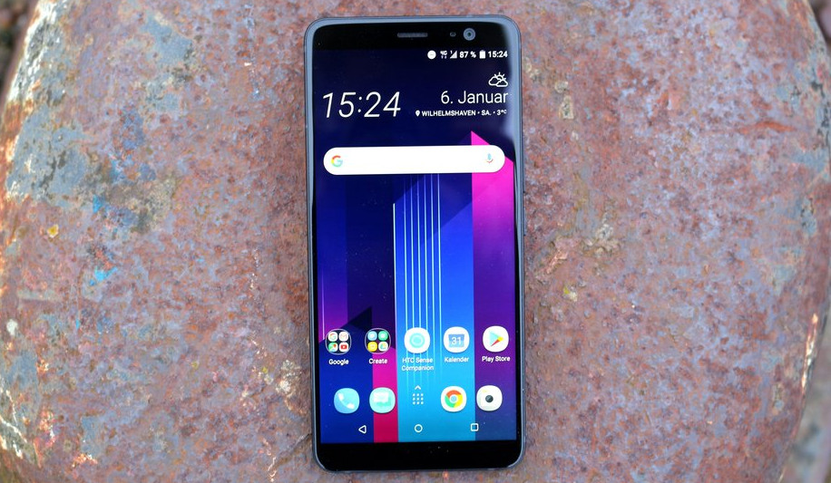 HTC Desire 12 Plus: the characteristics of a full-screen budget