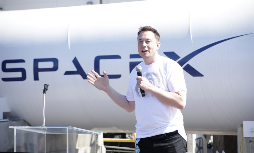 В конкурсе SpaceX капсула Hyperloop взяла скорость 324 км/ч