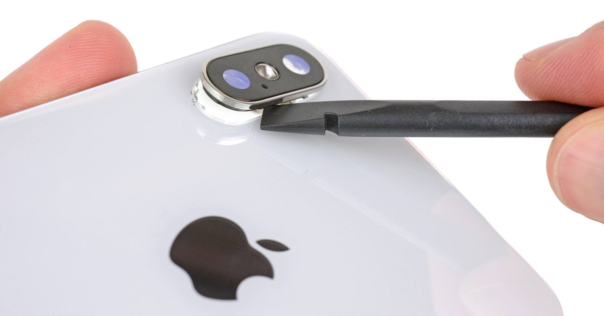 Apple zwolni zmianę iPhone X z "uszkodzonym" identyfikatorem twarzy dla nowego
