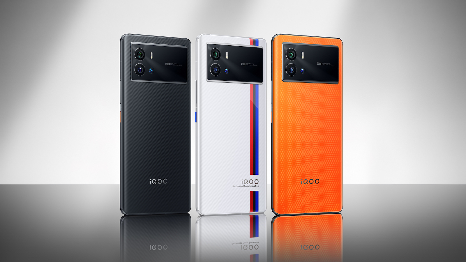 Introduced the flagship iQOO 9 - the younger brother of the iQOO 9 Pro. Why pay more?