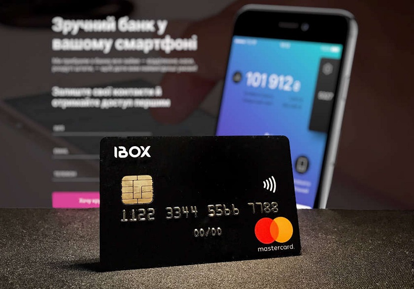 iBox Bank анонсировал первую в Украине бесплатную карту с бесконтактной оплатой