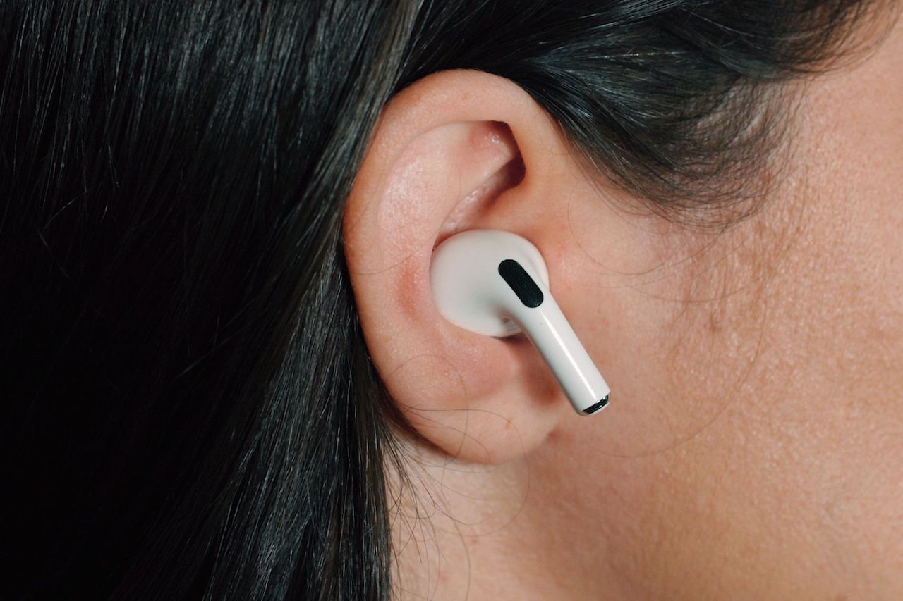 Future AirPods will be able to work like hearing aids, control temperature and posture