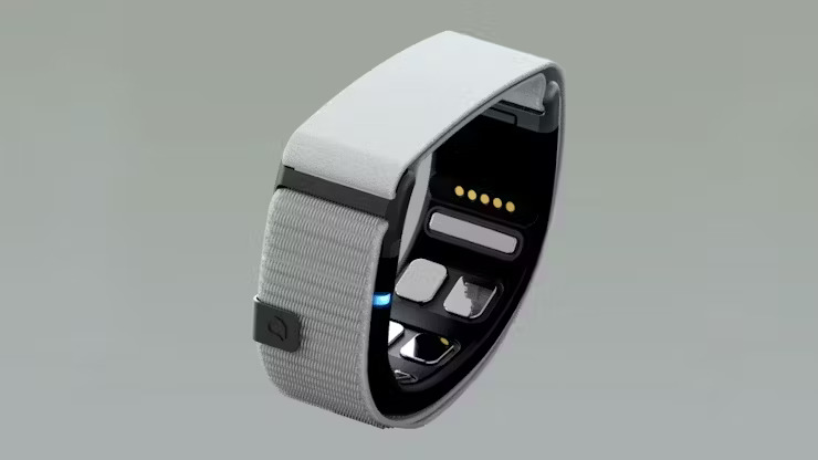 Mudra Link, a neural bracelet that controls gadgets using gestures, was demonstrated online