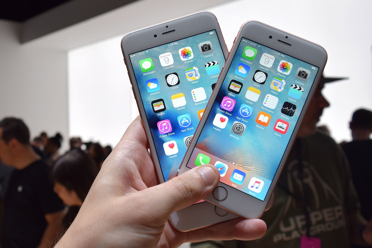 Apple обіцяє безкоштовно відремонтувати зламані iPhone 6s та iPhone 6s Plus