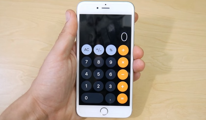 Калькулятор в iOS 11 не обучен быстрому счету (видео)