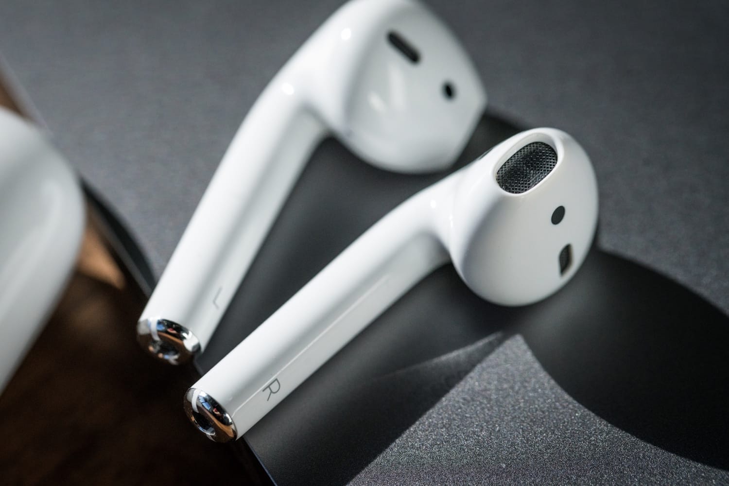 iPhone12  może uzyskać w zestawie słuchawki bezprzewodowe AirPods