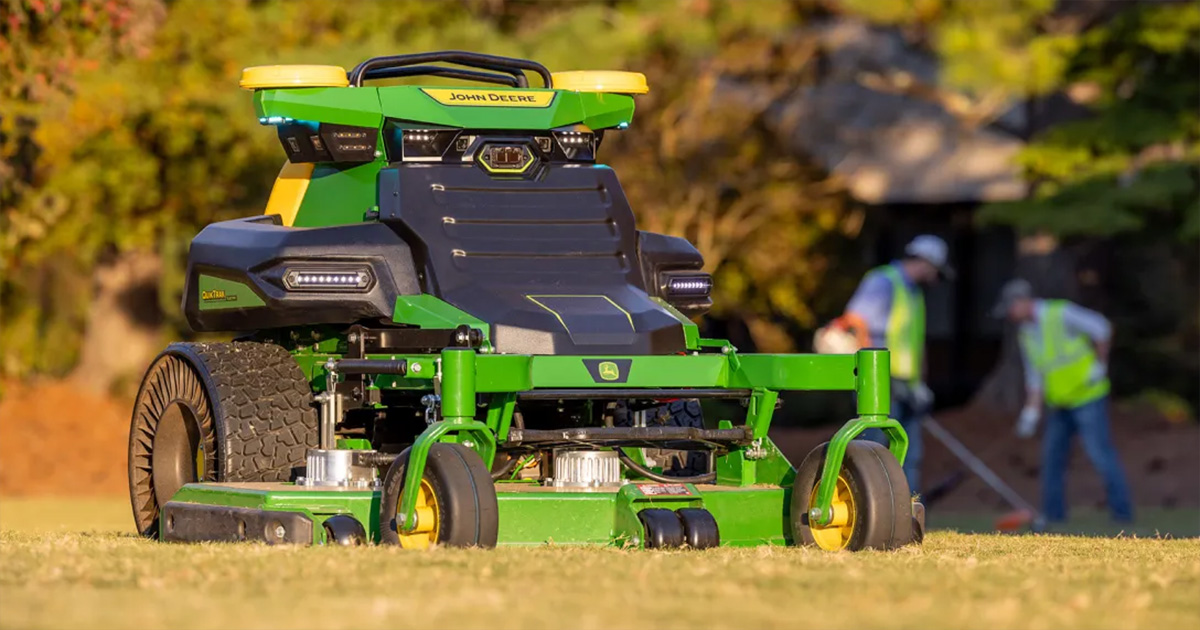 John Deere's new robotic lawnmower has a 21.4 kWh battery and can operate autonomously for up to 10 hours