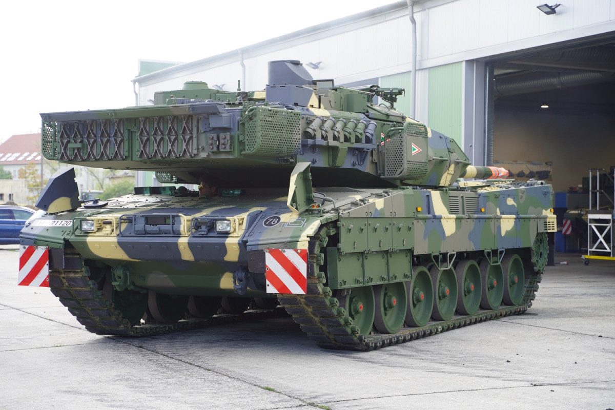 Pour remplacer les chars soviétiques : La Hongrie a déjà reçu 24 Leopard 2A7HU.