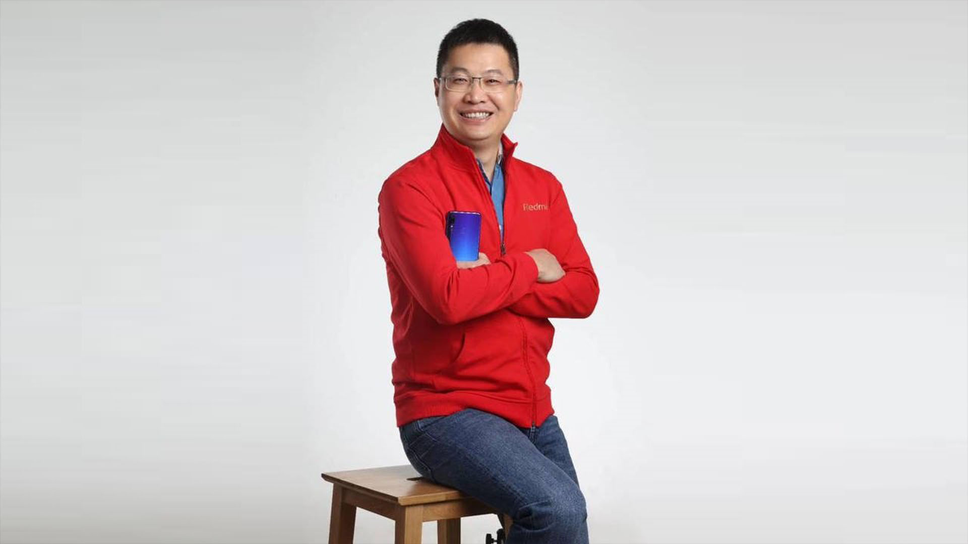 The head of Redmi is already using the unannounced flagship Xiaomi 12 Pro
