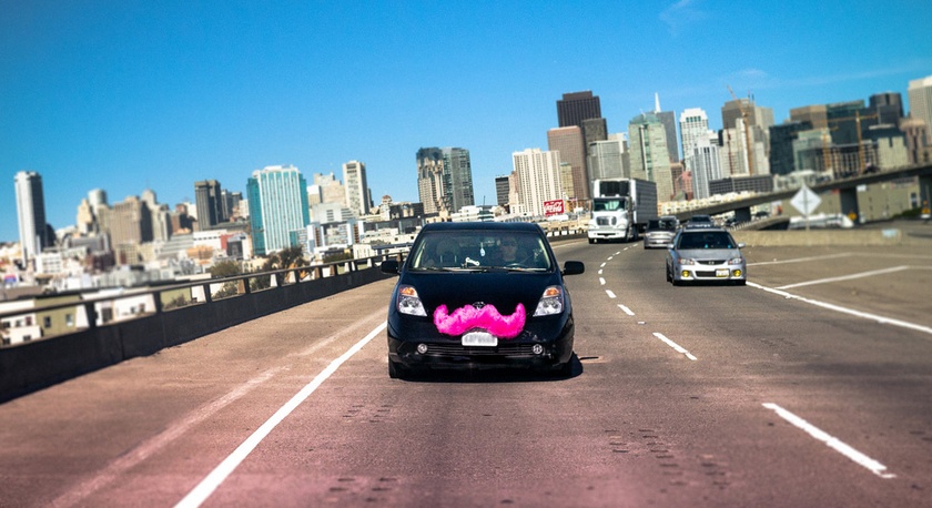 Дьявольски умен: Uber два года следил за водителями Lyft