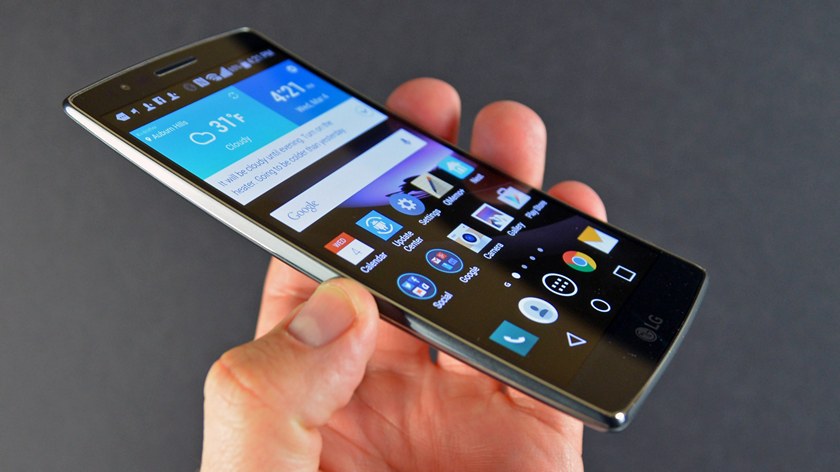 LG прекратит выпуск изогнутых смартфонов