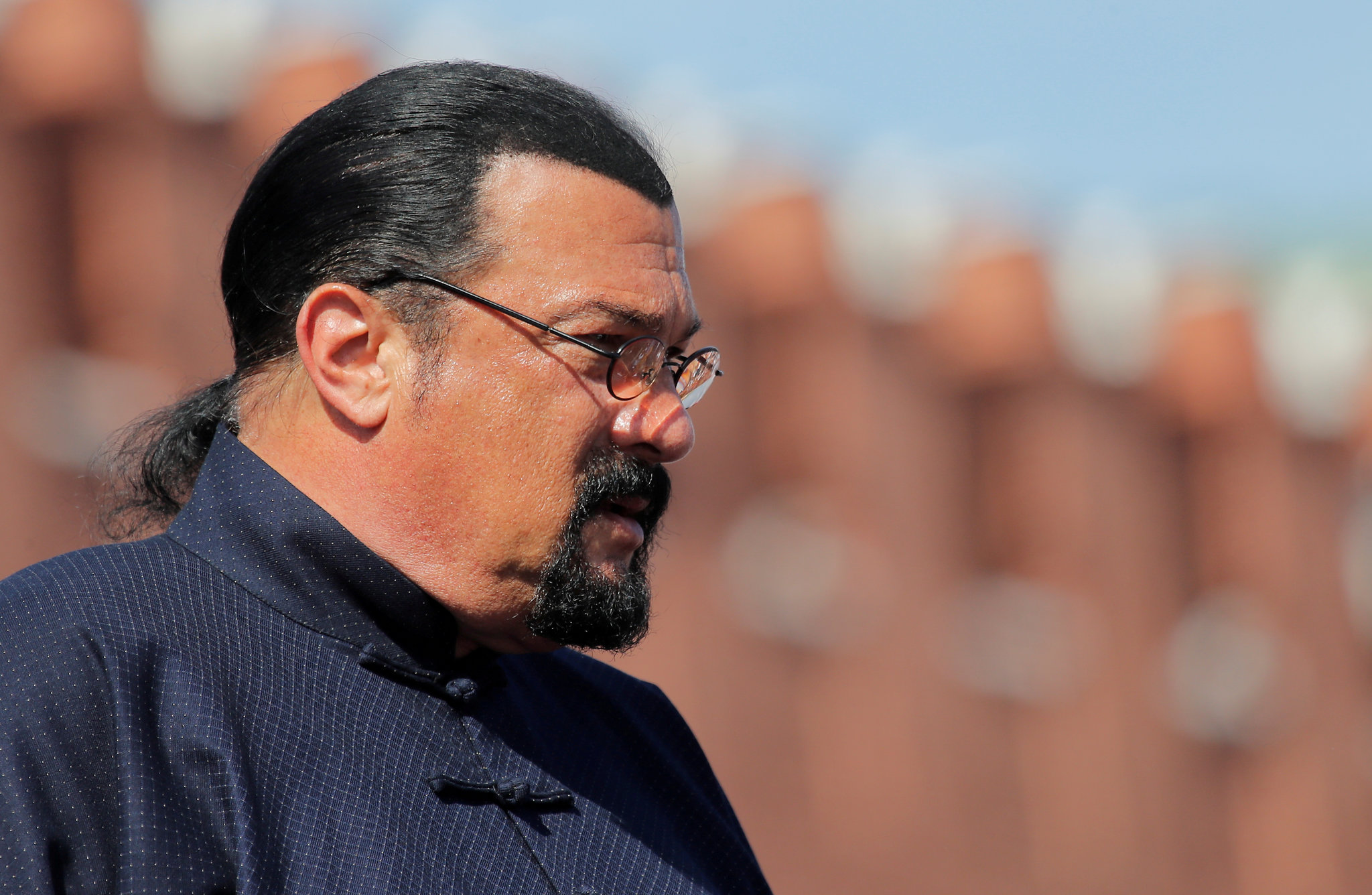 Steven Seagal advertised a fraudulent cryptostartup and fled to Moscow, refusing to pay a $255,000 fine