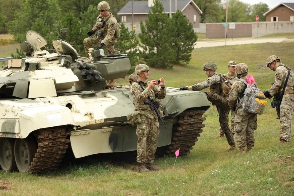 US examines upgraded T-72 tank developed by Ukraine