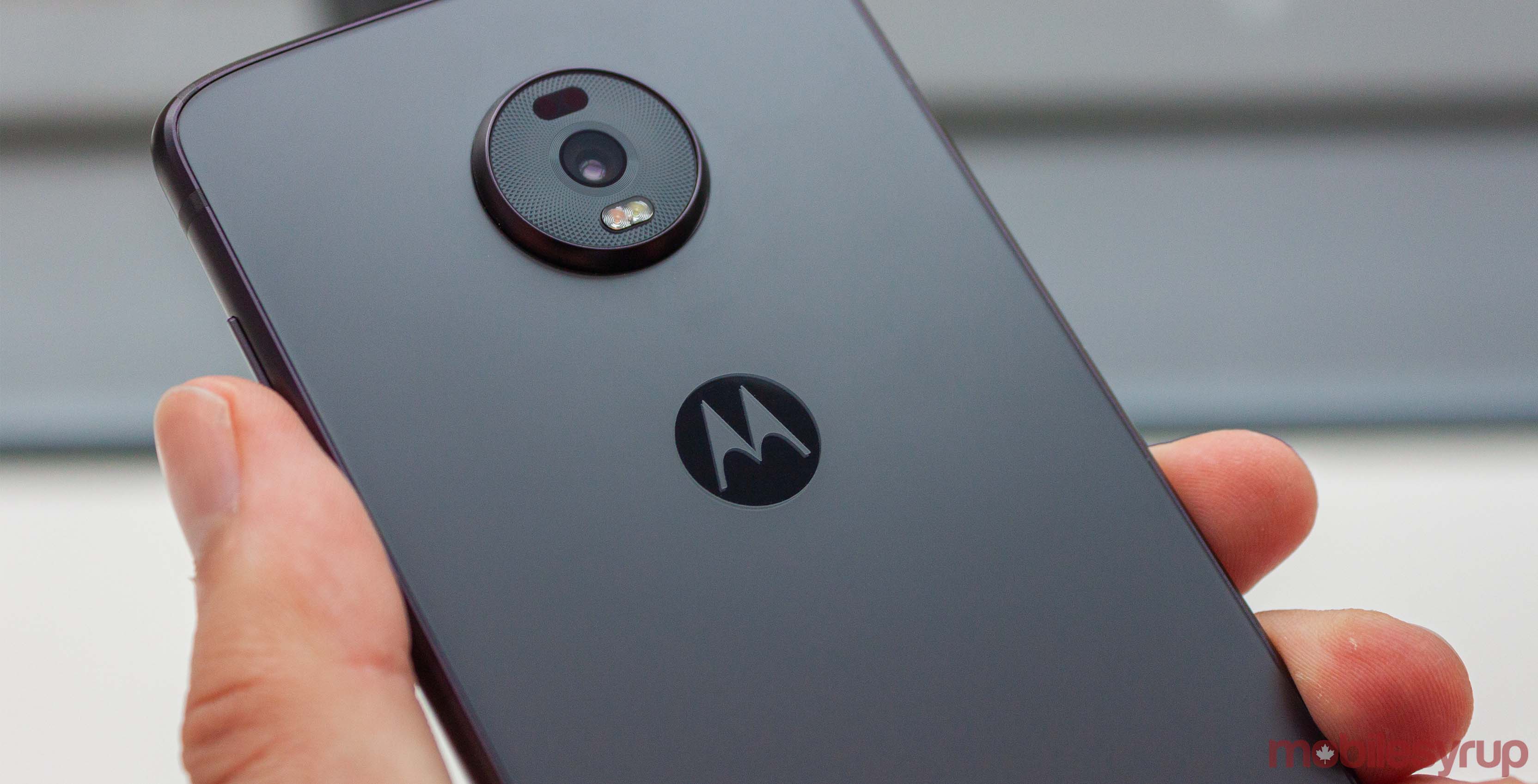 Єдиний цього року: Motorola не випускатиме Moto Z4 Play або Moto Z4 Force