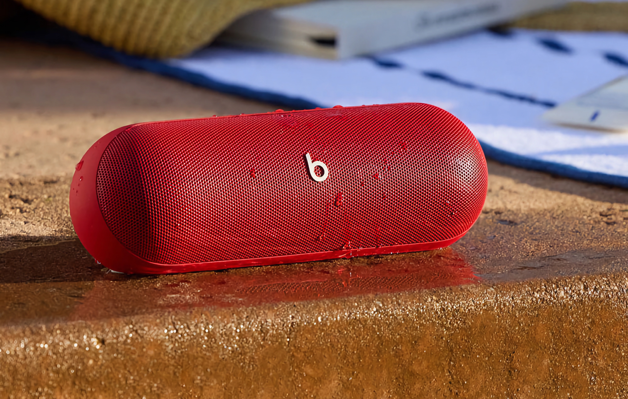 Beats Pill: improved sound, IP67 protection, up to 24 hours of battery life and a price of $149