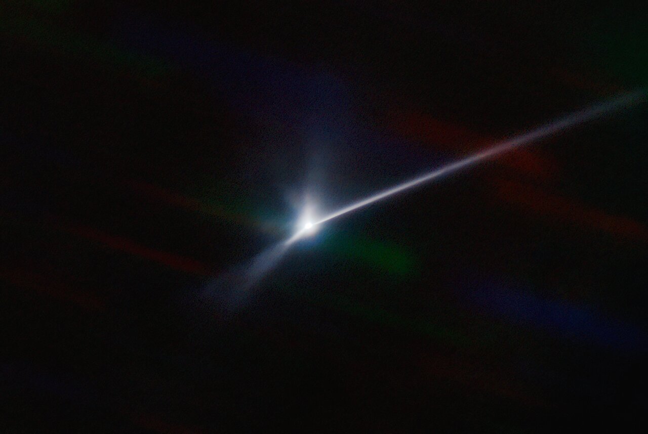 La sonde spatiale DART de la NASA a "transformé" un astéroïde en comète avec une queue de 10 000 km de long.