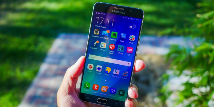 Флагманский планшетофон Samsung Galaxy Note 6 представят в июле