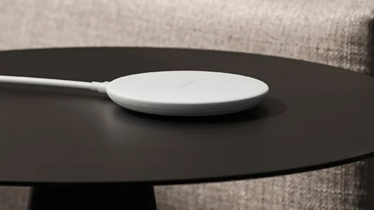 OPPO Wireless Charger 15W: 15W wireless charging power for only $15