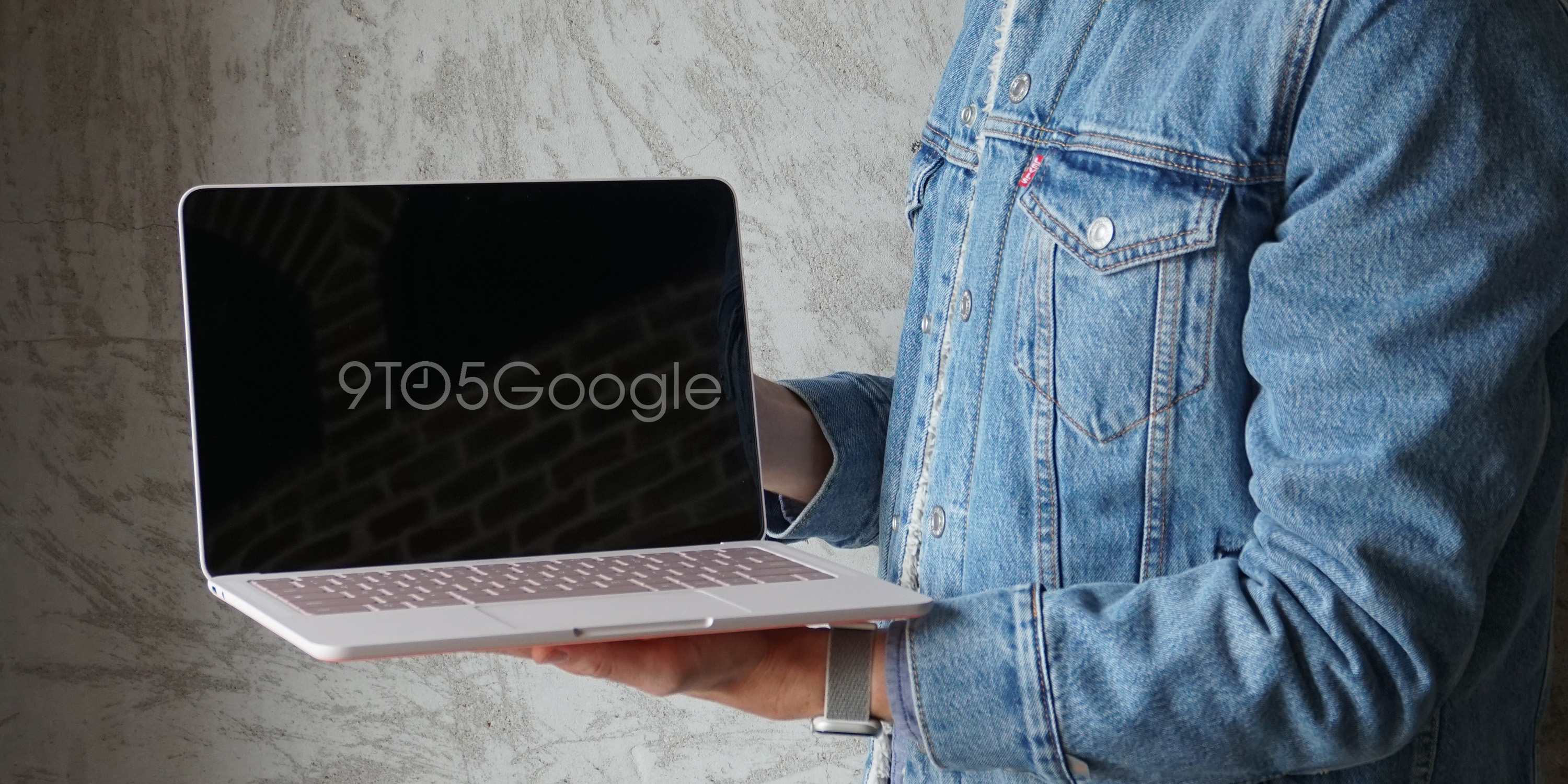 Пральна дошка - новий тренд: Google готує ноутбук Pixelbook Go з незвичайним дизайном