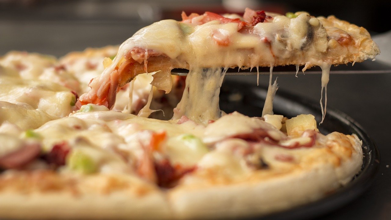 Vollständig robotergesteuerte Pizzeria eröffnet in Paris