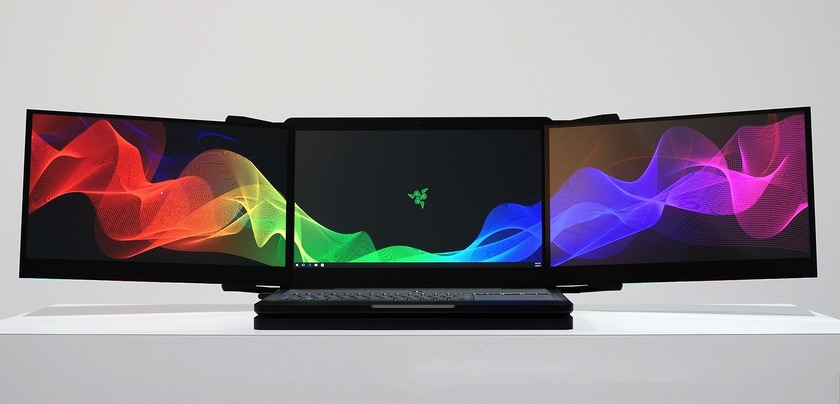 Мечта геймера: ноутбук Razer с тремя дисплеями на CES 2017