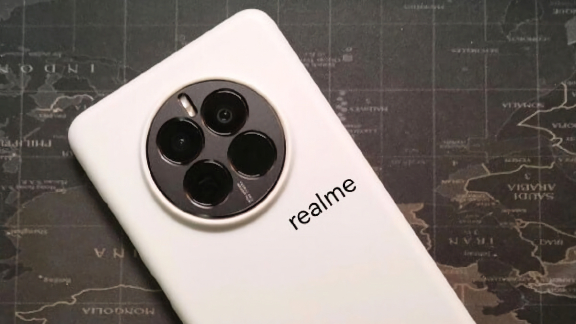 Det er officielt: Realme GT 5 Pro får sin debut den 7. december.