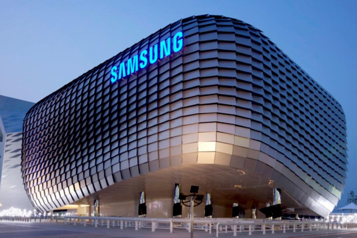 Zysk operacyjny Samsunga spadł do 60%, ale firma ma nadzieje sprzedać Galaxy S10