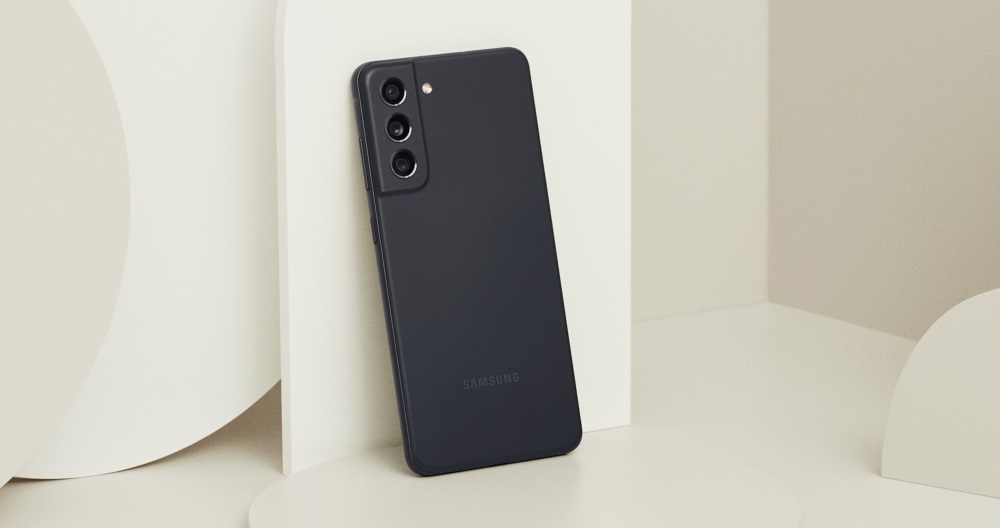 Samsung Galaxy S21 FE es el primer smartphone de la serie en recibir One UI 6.0 con sistema operativo Android 14