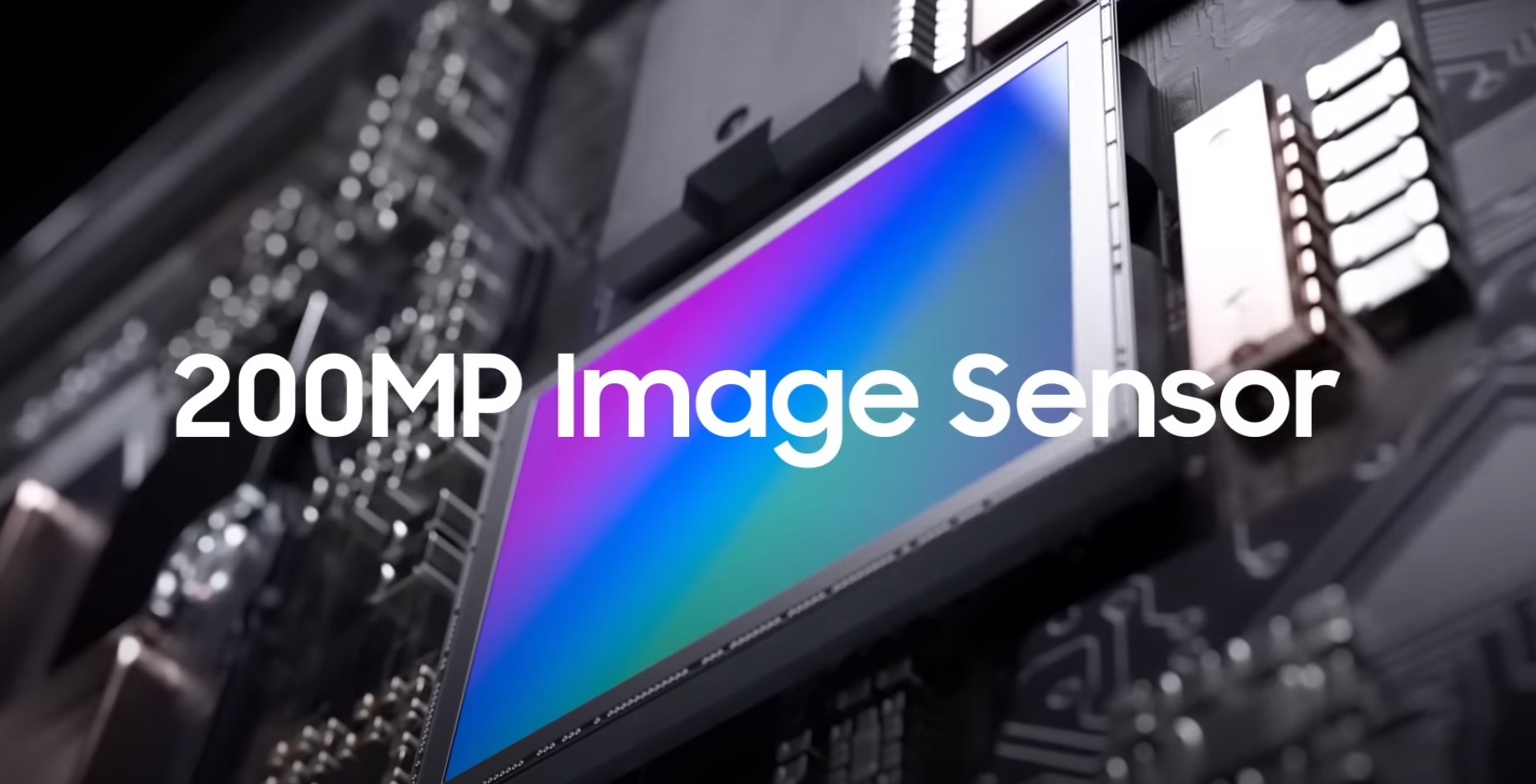 Samsung demonstrating its 200MP HP1 sensor by printing a cat billboard