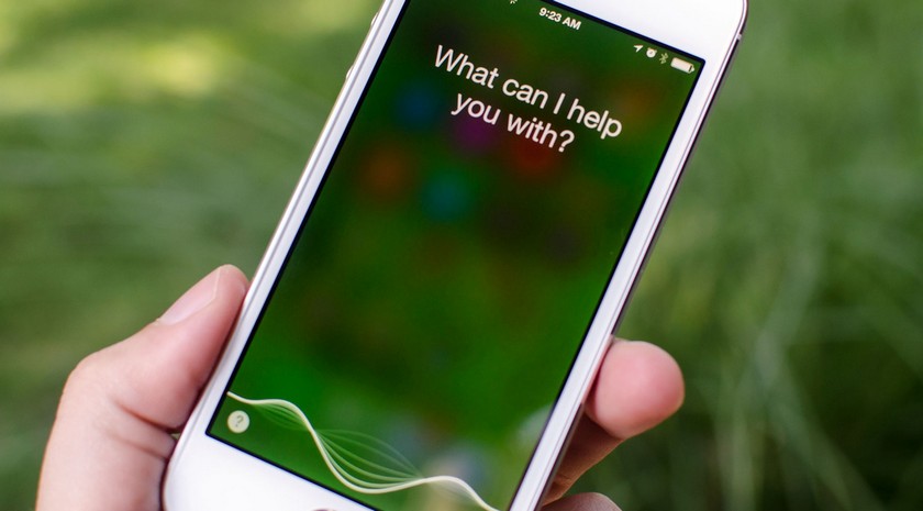 Apple работает над «умной» колонкой с Siri