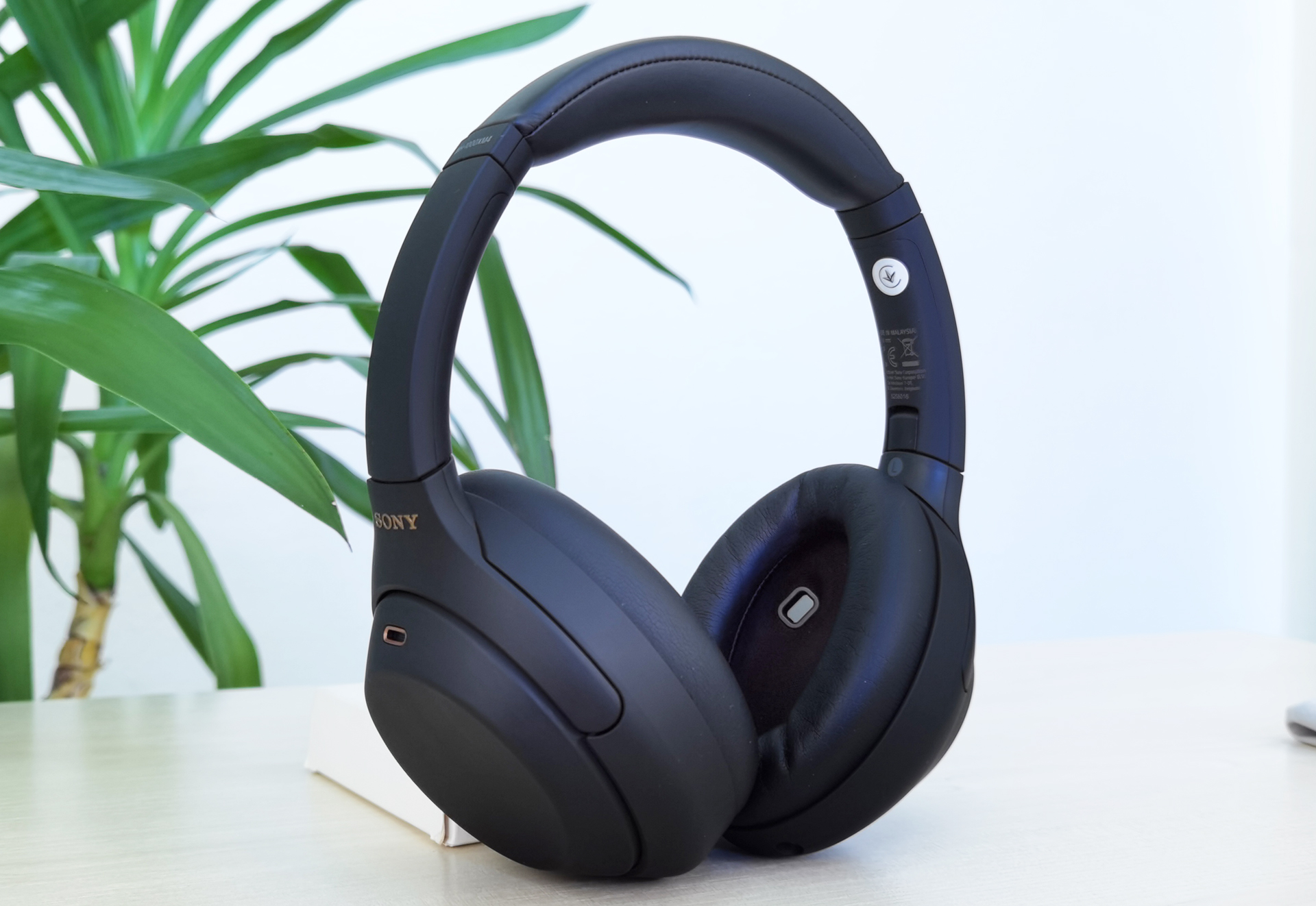 Sony WH-1000XM4 review: still the best full-size noise-cancelling