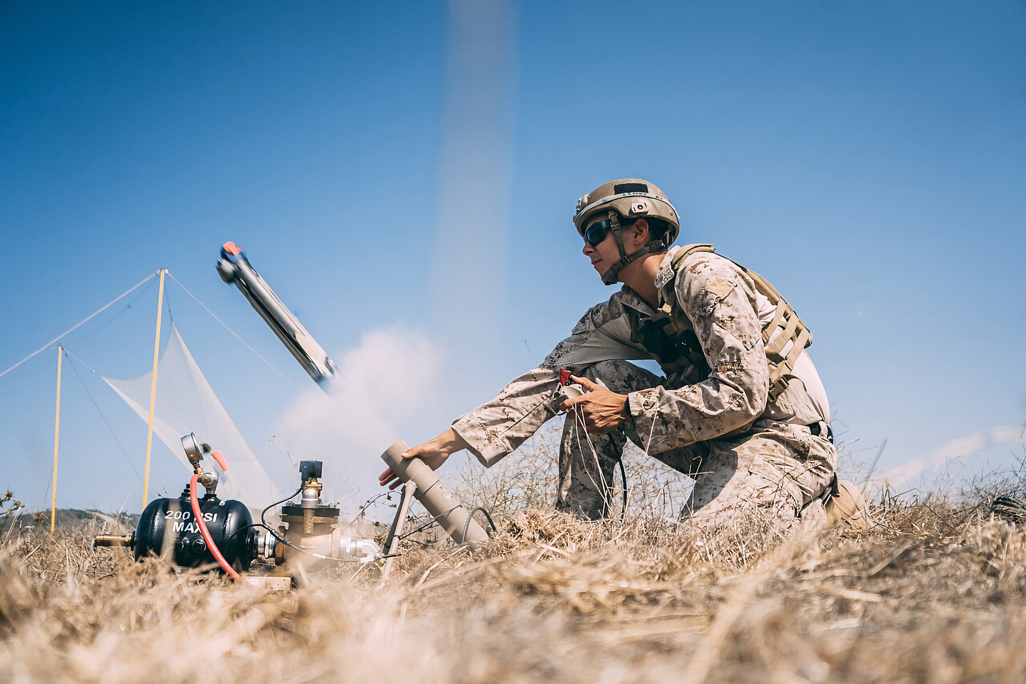 Taiwán podría adquirir en breve 1.000 drones Switchblade y ALTIUS 600M para defenderse de China 