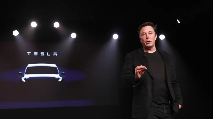 Tesla rilascerà un'auto elettrica da 25.000 dollari