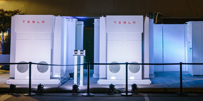 Tesla удвоила емкость аккумуляторов Powerpack