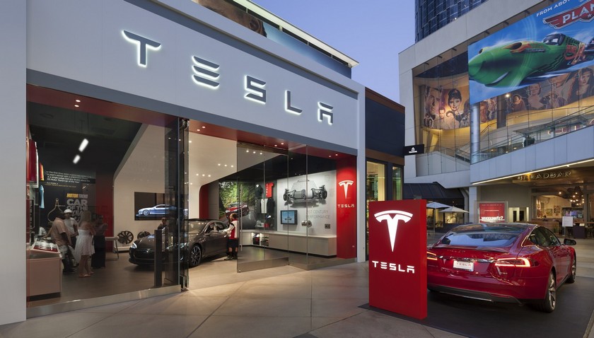 Продажи Tesla бьют рекорды: 24500 электрокаров за квартал